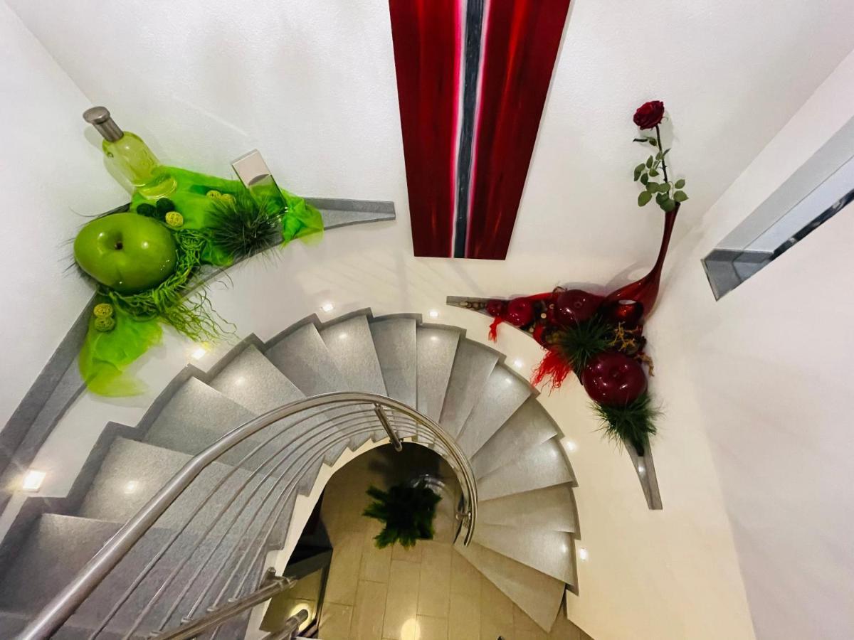 Limes Apartment -Uebernachten Am Limes- Rainau ภายนอก รูปภาพ